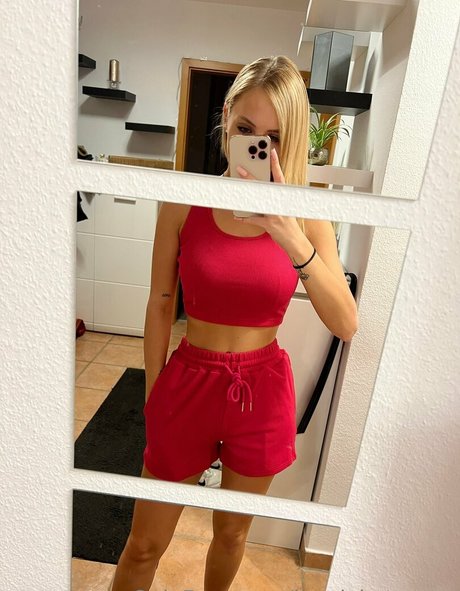 カムフィートオンリーファンズ ホットセックス ギャラリー