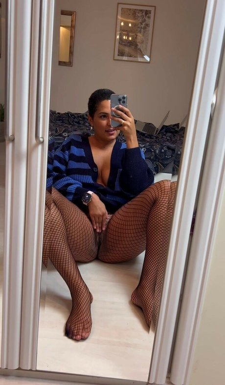 Hayley Alexis ポルノスター HD 写真