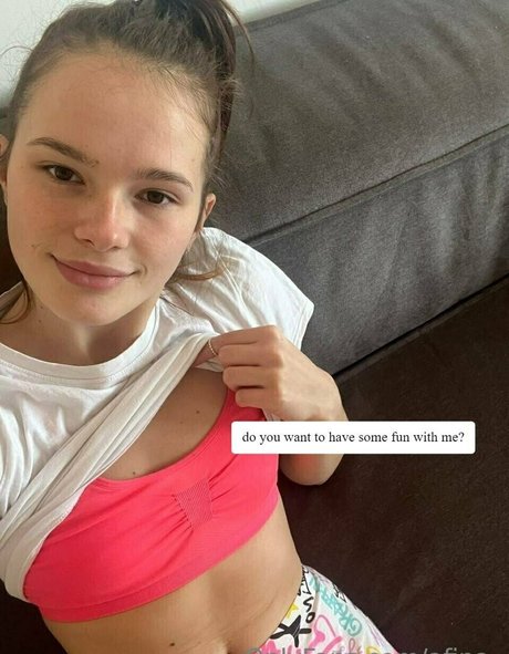 アナル乱交オンリーファンズ セックス 画像