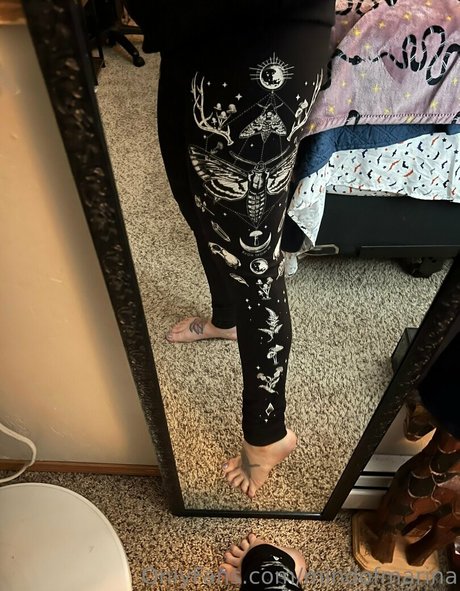 後背位オンリーファンズ えろた アーカイブ