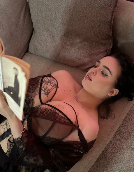 cutejuliavictoria 裸のスター 写真