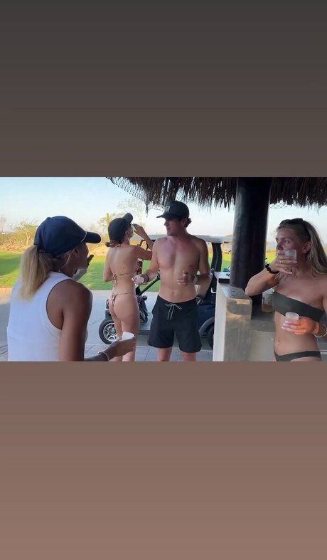 黒檀ペッギングオンリーファンズ ポルノ 写真