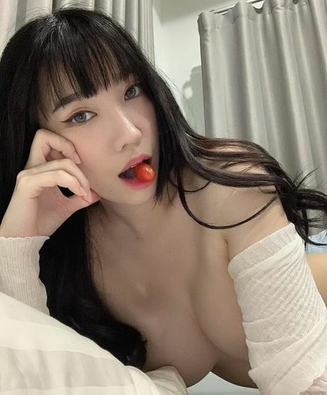 Baramkim ポルノスター 美しい 写真