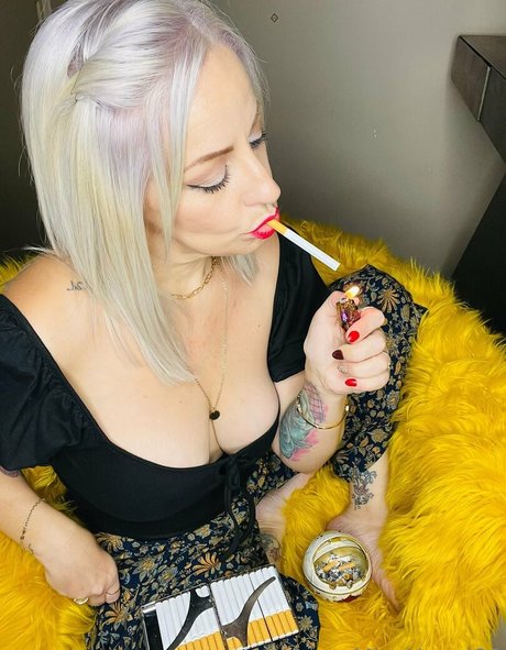 miss hazel80 XXXモデル 写真