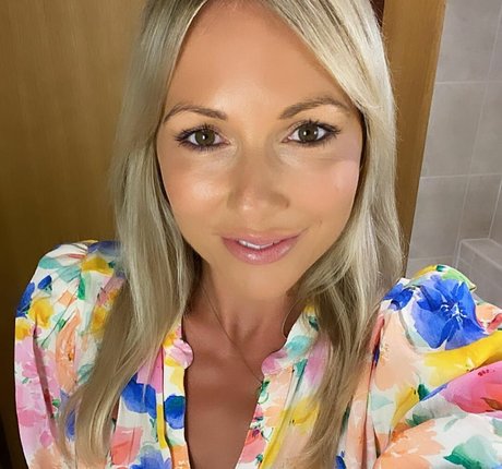 アナル乱交オンリーファンズ エロチック アーカイブ