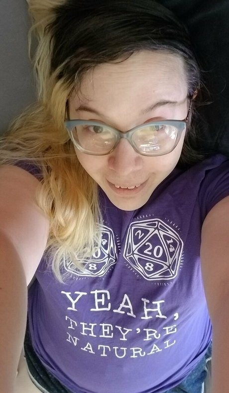 小さなおっぱいオンリーファンズ セクシー裸 アーカイブ