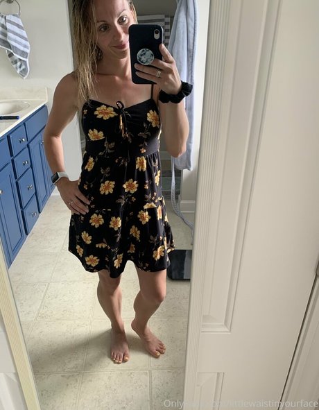 中出しプリンセスオンリーファンズ セクシー裸 写真