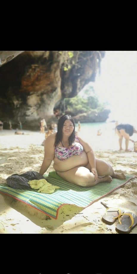 ameenachubbycutie ヌードモデル 写真