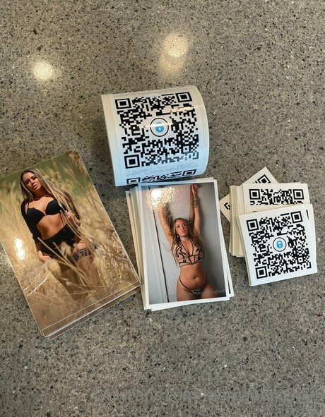 ぽっちゃり妊婦オンリーファンズ ホットヌード 写真