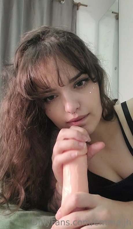 emma jh ポルノ女優 画像