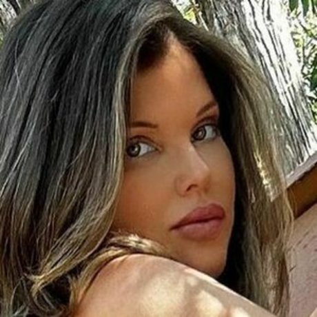 Donna Derrico セックスモデル 写真