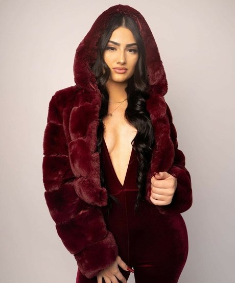 巨尻熟女オンリーファンズ 美しいポルノ 写真