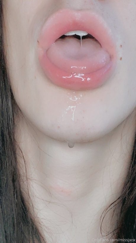 パンツを食い込ませるオンリーファンズ ポルノ 写真