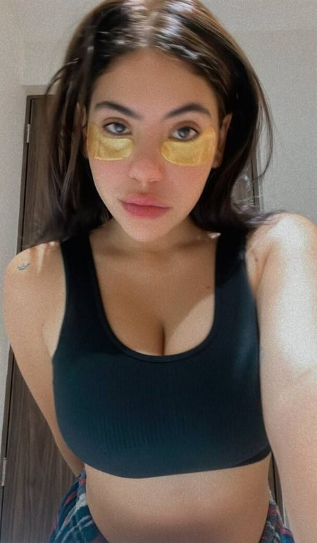 濃厚なヌードオンリーファンズ 無料ポルノ 画像