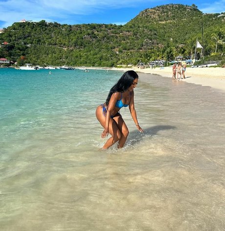 太った足のオンリーファンズ ポルノ ギャラリー