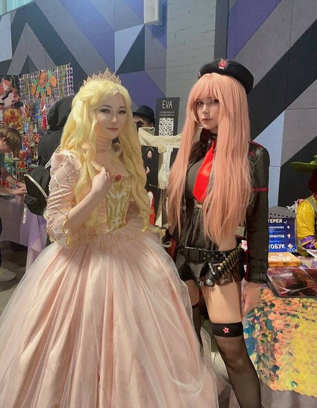 熟女の手コキオンリーファンズ ホットヌード 画像