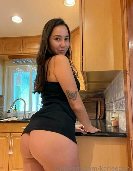 アマチュアペッギングオンリーファンズ ポルノ ギャラリー