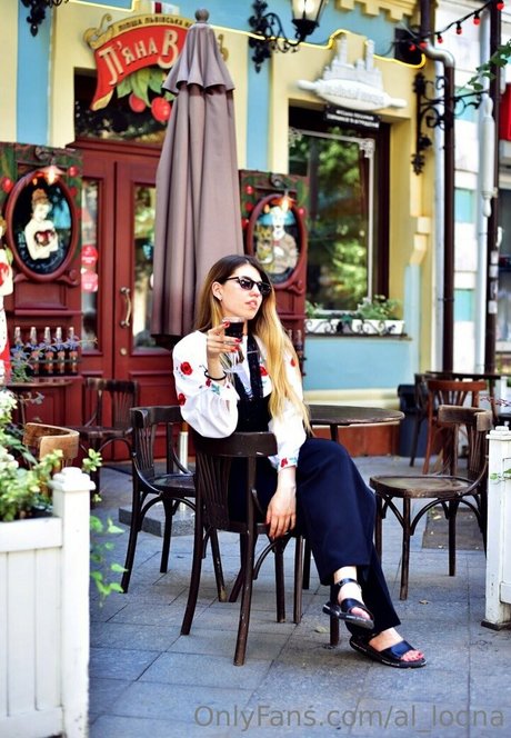 al loona 高品質スター 写真