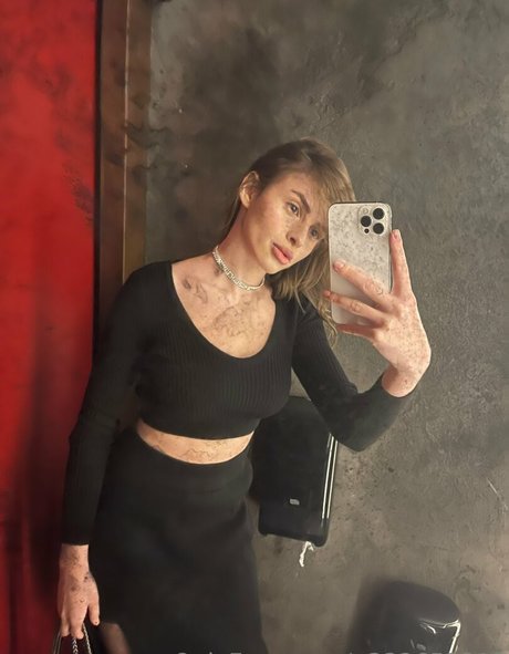 軍事オンリーファンズ 無料セクシー 写真