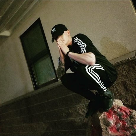 _NoJoyy セクシーなポルノスター 画像