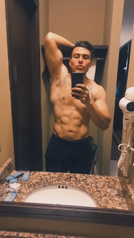 Alexxmx ホットなスター 写真