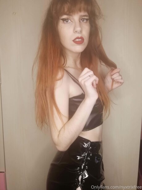 Miss Nyxtrix FREE ポルノスター エロティック 画像