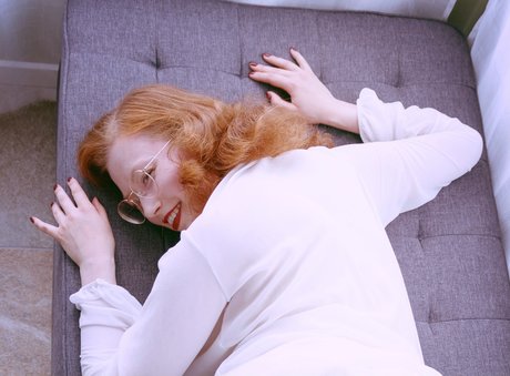 Alexandra Noir ポルノ女優 写真