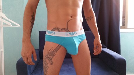 alextzarpro アダルトスター 画像