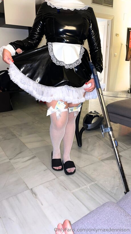 Max Dennison 独占ポルノスター 画像