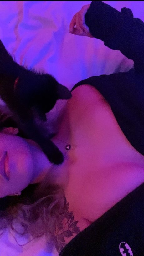 onlyfansgurl ポルノスター アート 写真