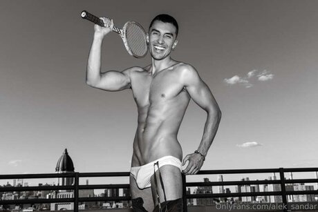 Alek Sandar 素敵なモデル ギャラリー