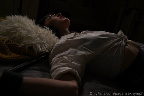 ブロンドのお尻オンリーファンズ 無料 画像