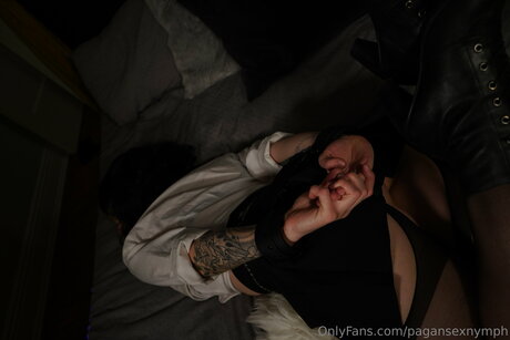 Kitten Nymph 独占女優 写真