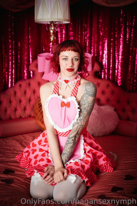 日本の熟女オンリーファンズ 無料裸 写真