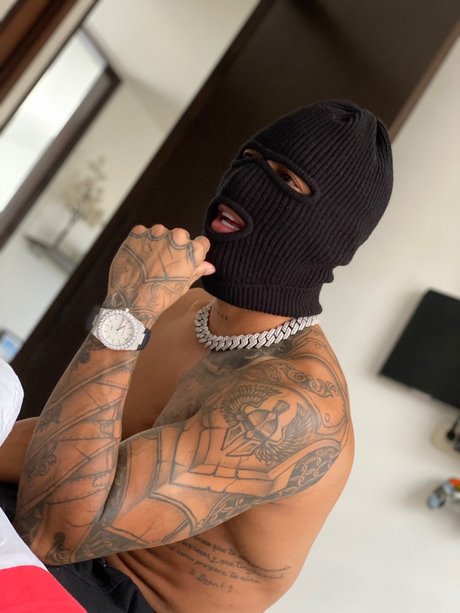 Pacho The Coach 美しい女優 ギャラリー