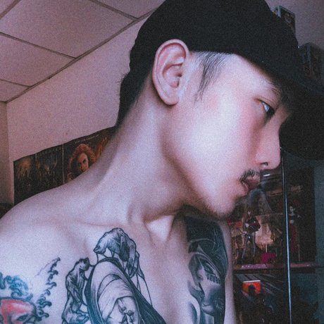 ALANOGRAF 美しいモデル 写真