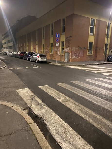 Ajdoll ポルノスター 写真