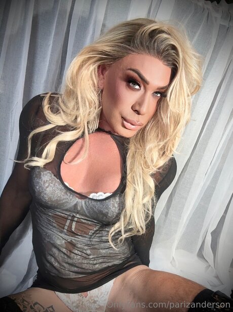 Parizanderson ポルノスター 無料 写真