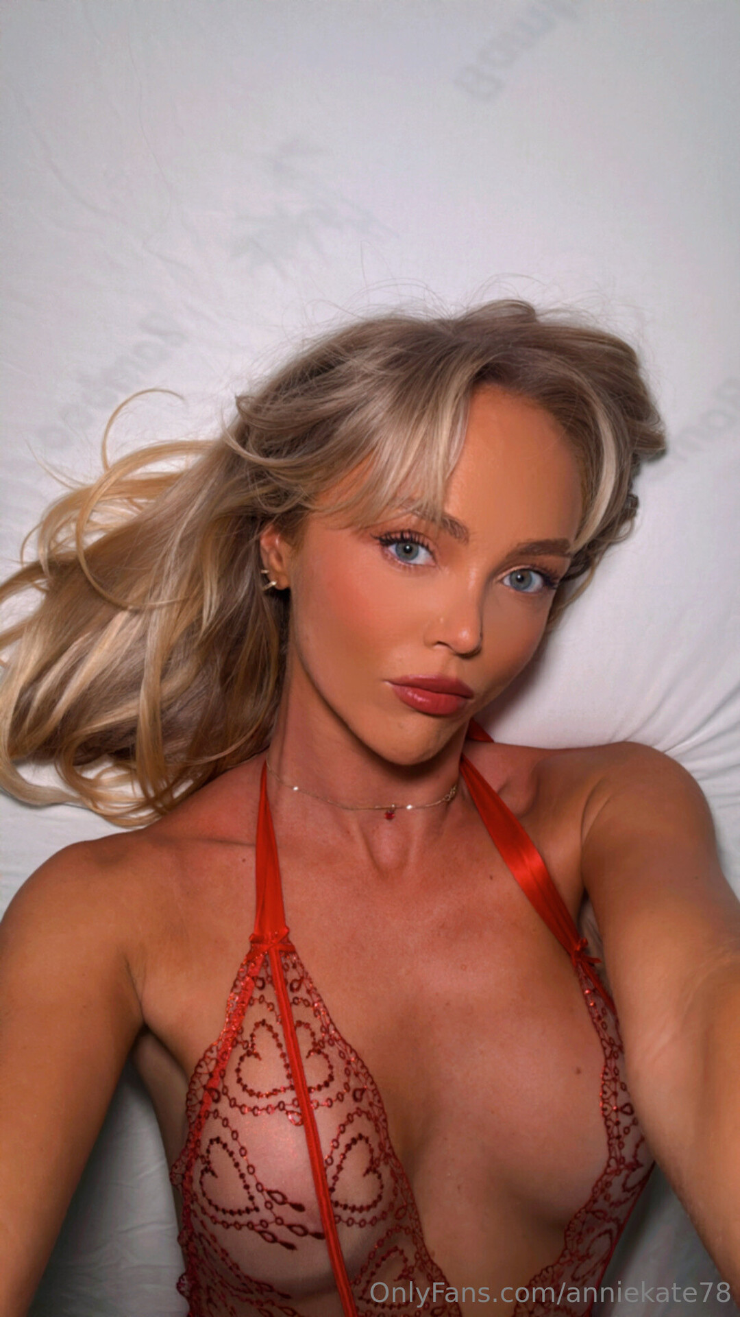 Annie Kate セクシーなポルノスター 写真