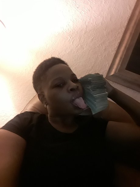 Pancakes The Curvaceous BBW ポルノモデル 写真