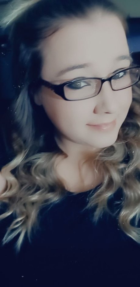 Alecia Ray アート女優 写真