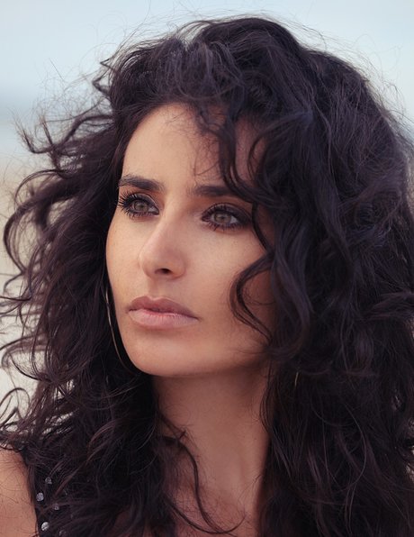 Perla Maarek ヌードモデル 画像