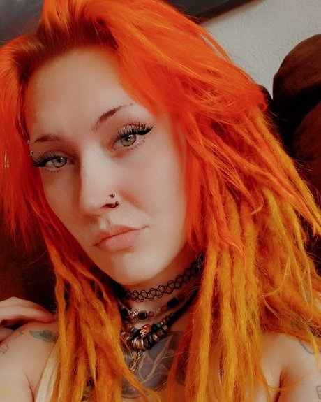 LeeAndra ポルノスター ヌード ギャラリー