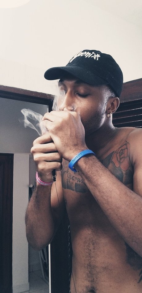 Azriel PLAY ポルノスター HD 写真