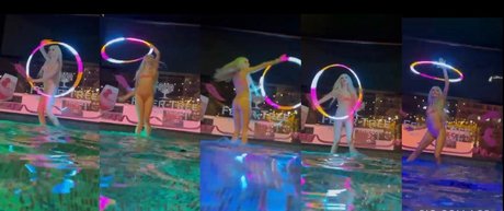 Pixie 21 アダルトモデル 写真