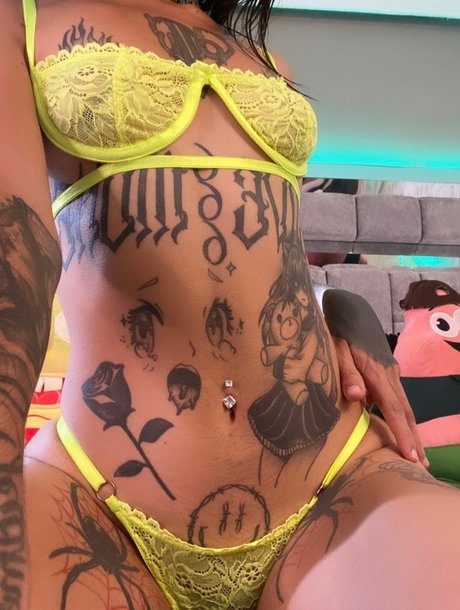 Daniela Casta o_ xxx女優 画像