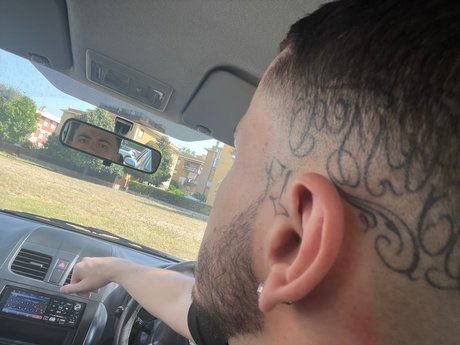 カムフィートオンリーファンズ 裸 写真