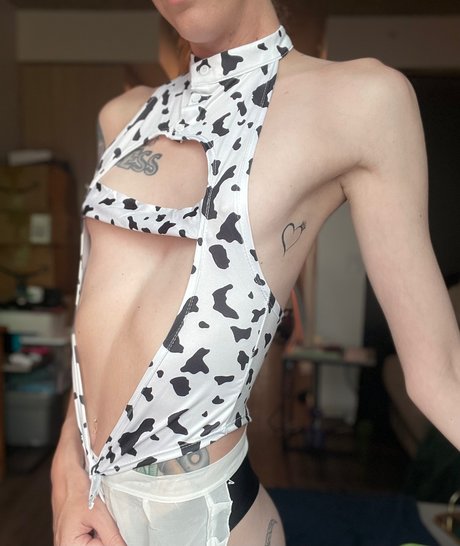 Poda セクシーモデル 写真