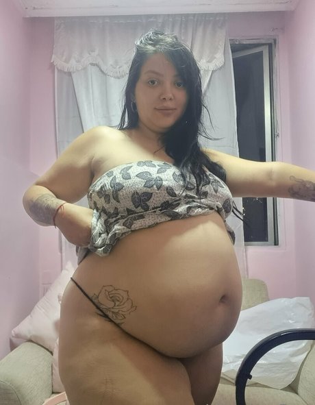 bu1terfly ヌードのポルノスター ギャラリー