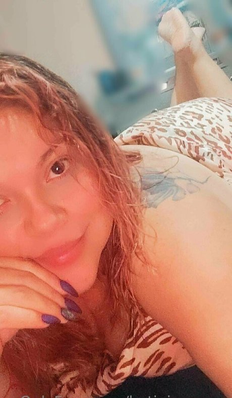 hotjuicycurvy スター ヌード 写真